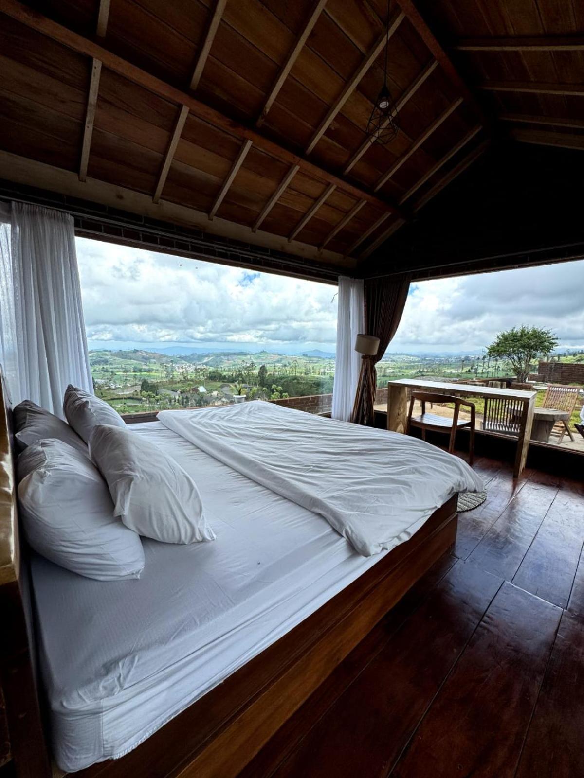 Jolotundo Lodge Banjarnegara Kültér fotó